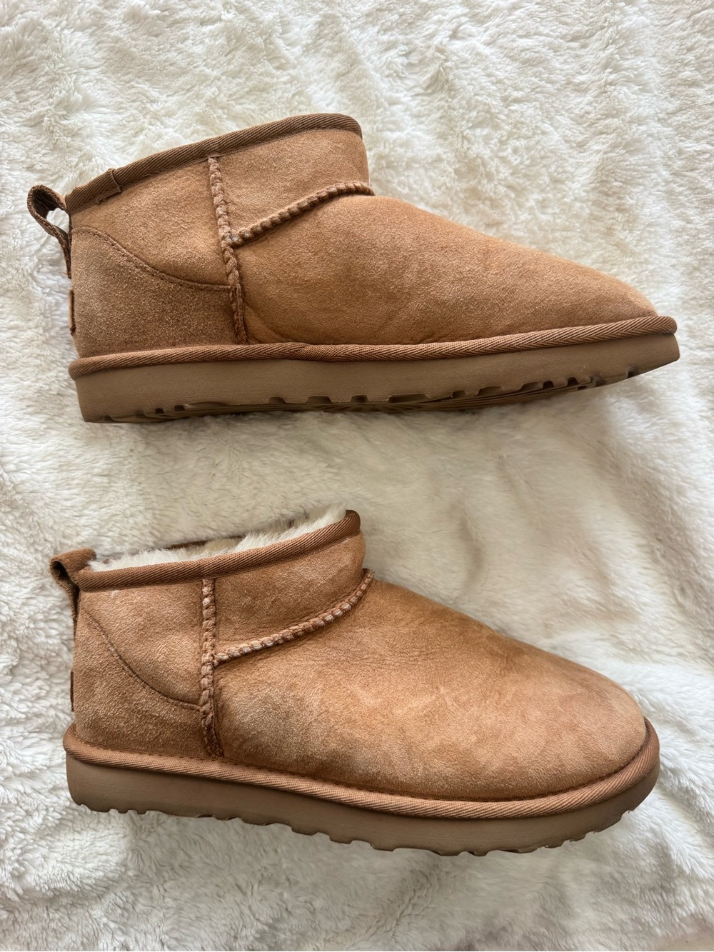 UGG Women's Low Ankle Sheepskin Slippers - Chestnut/Tan